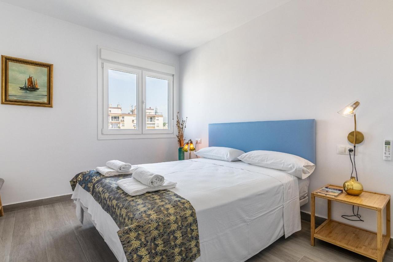 Livemalaga Victoria Suites Esterno foto