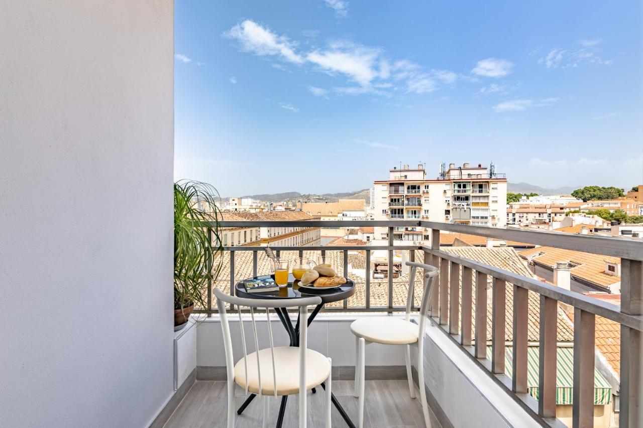 Livemalaga Victoria Suites Esterno foto